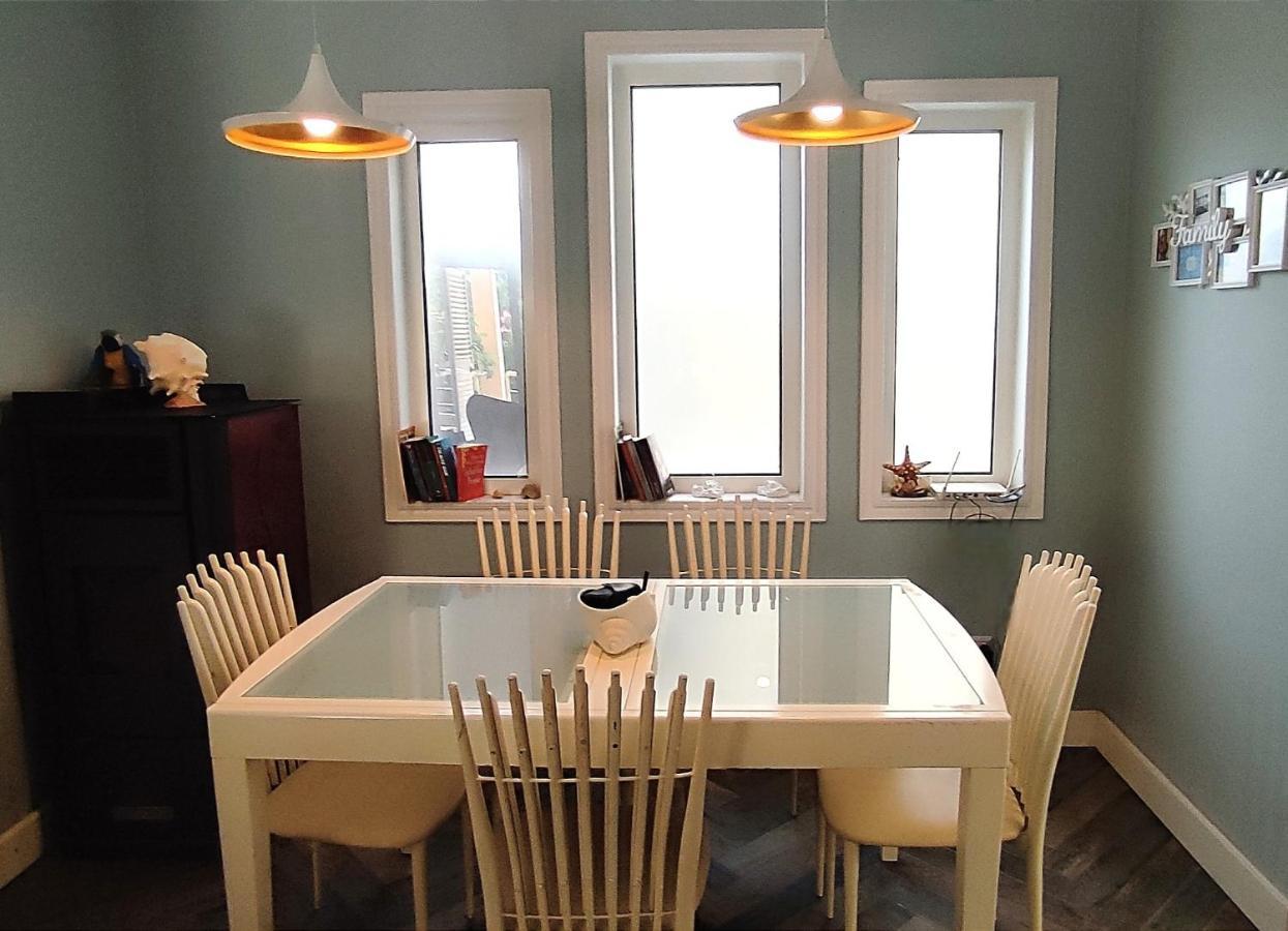 Apartment Seasons 1, Golem Kompleksi Dielli *